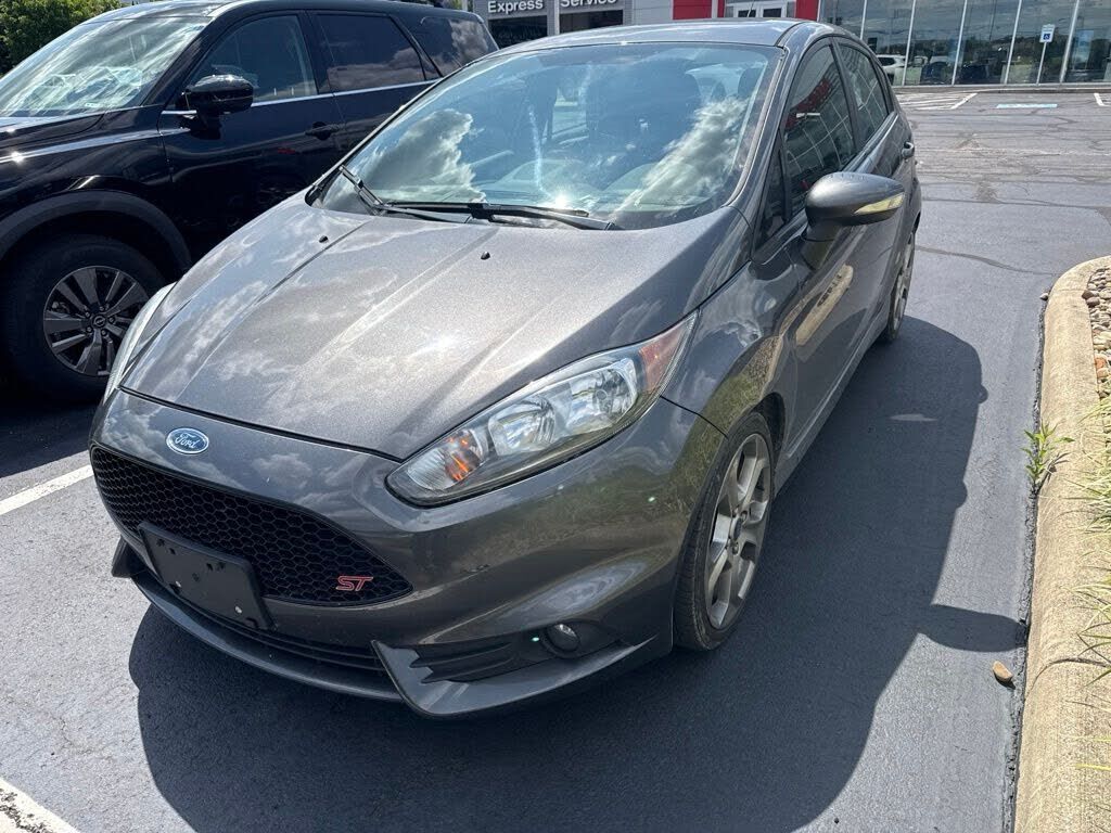 2016 FORD Fiesta
