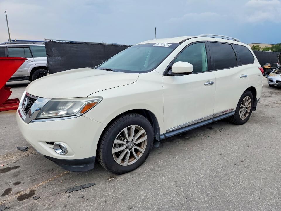 2016 NISSAN Pathfinder