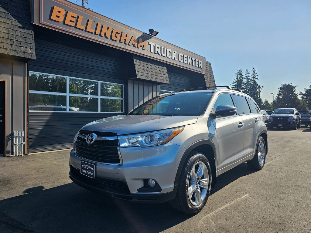 2016 TOYOTA Highlander