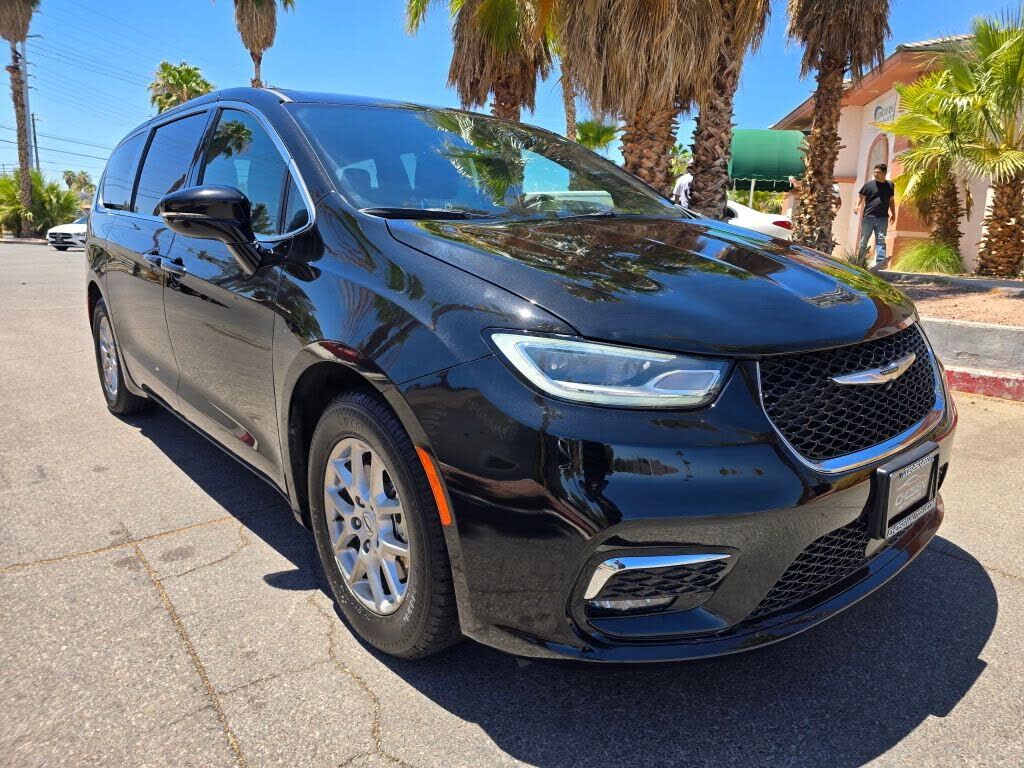 2025 CHRYSLER Pacifica