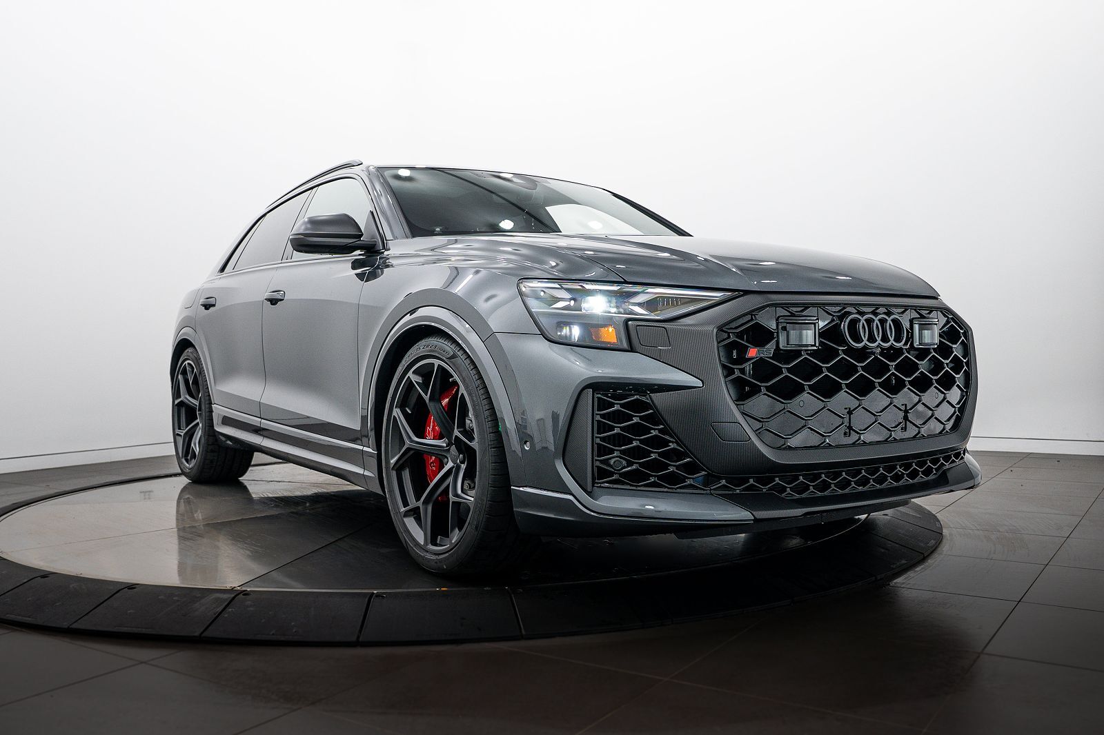2026 AUDI RS Q8