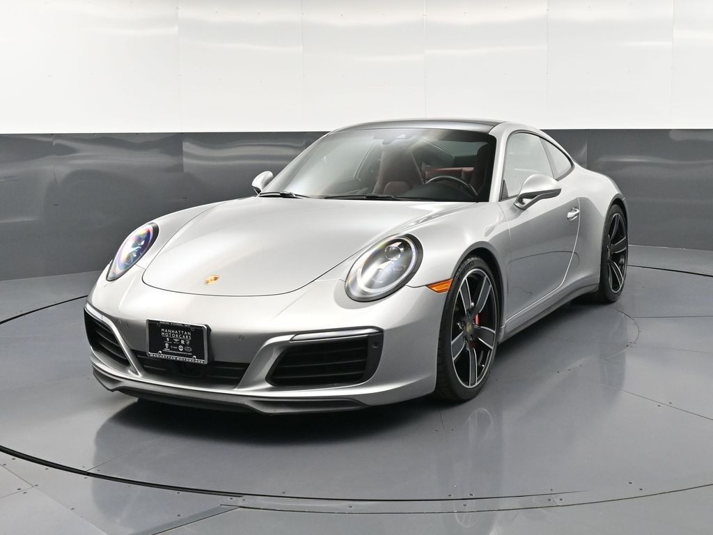 2019 PORSCHE 911