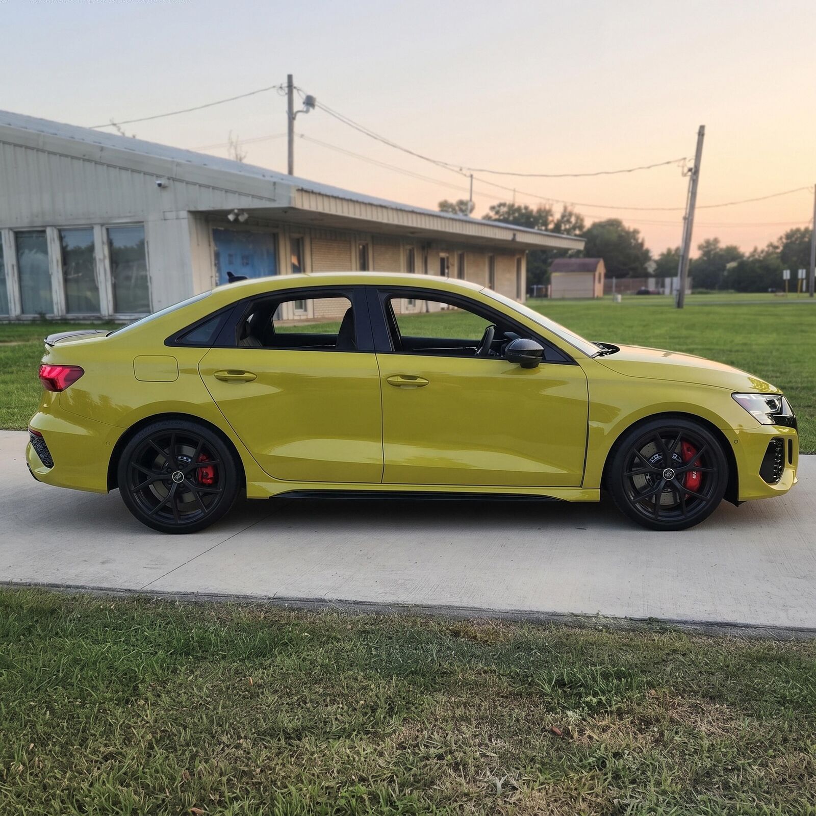 2024 AUDI RS3