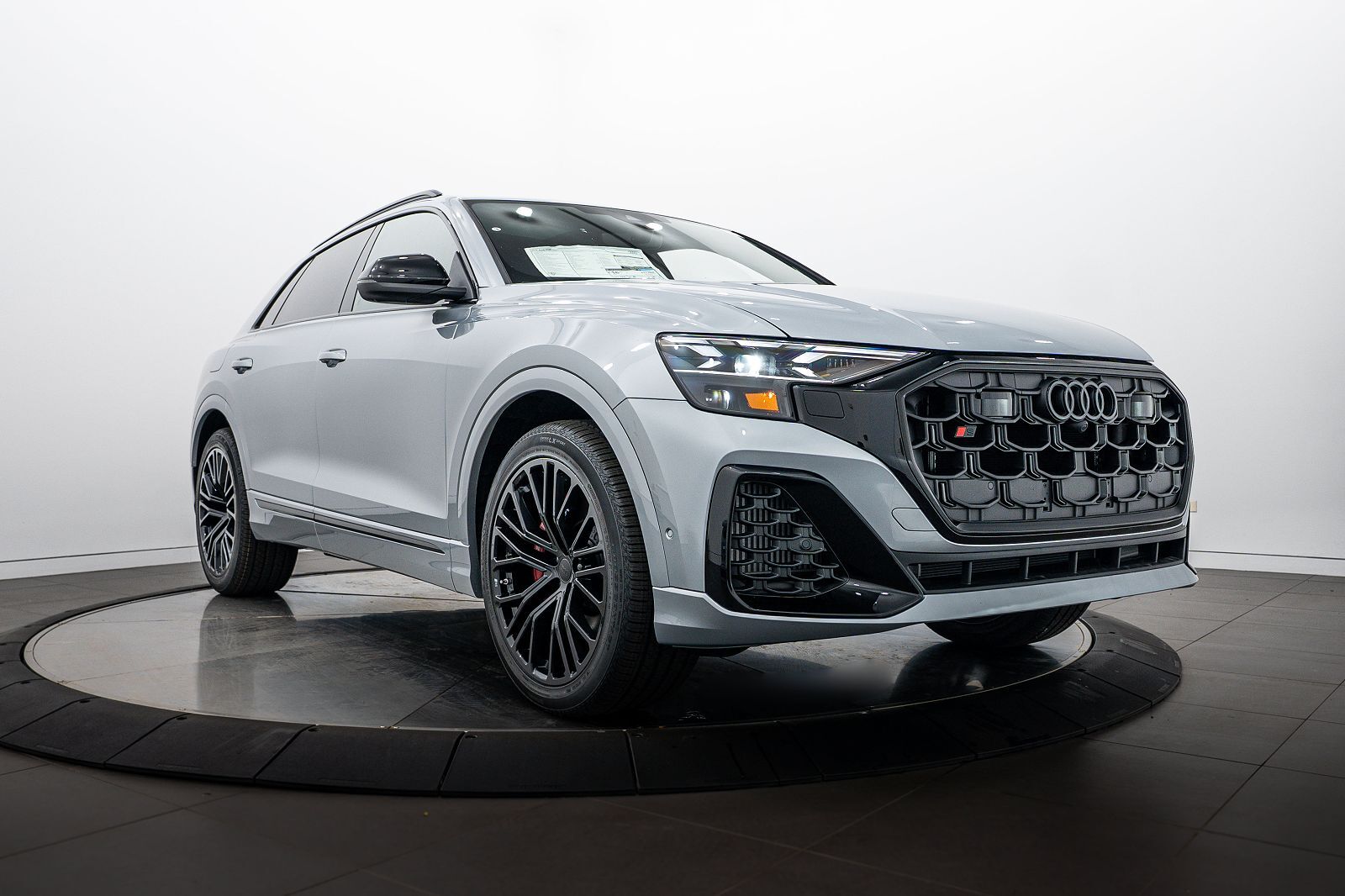 2026 AUDI SQ8