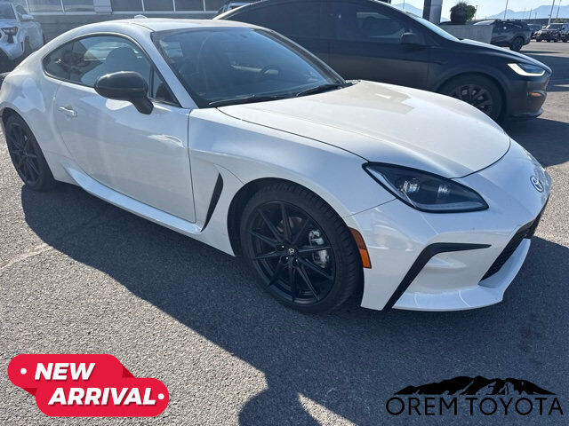 2025 TOYOTA GR86