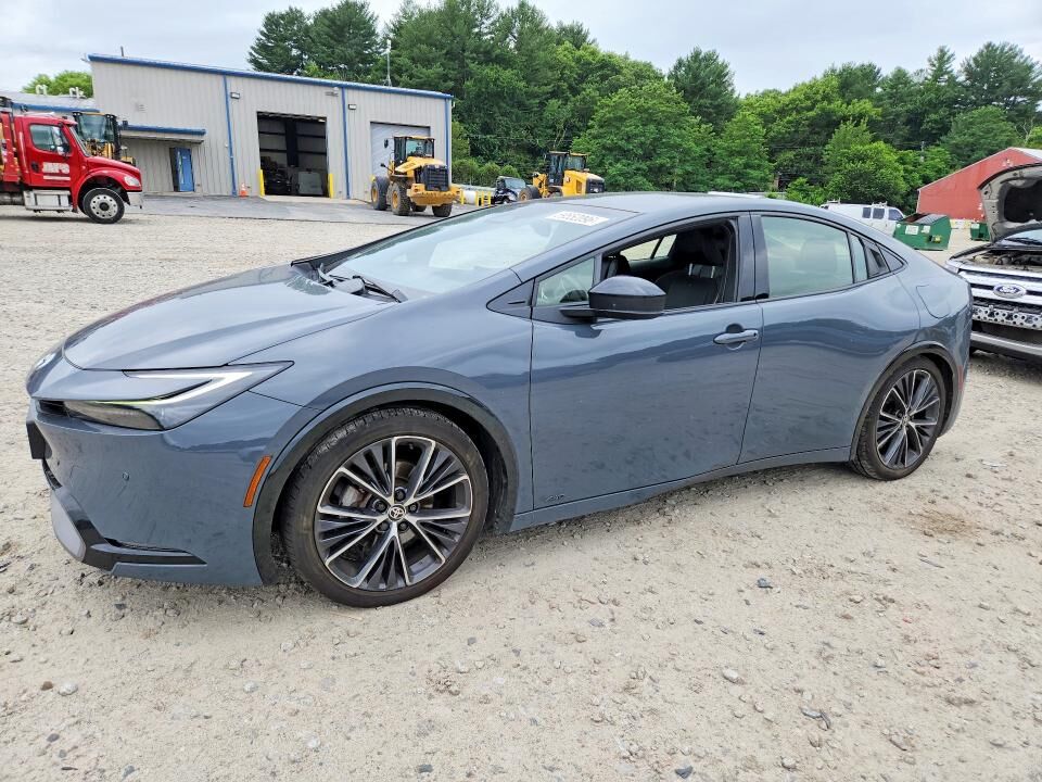 2024 TOYOTA PRIUS