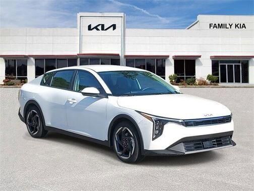 2025 KIA K4