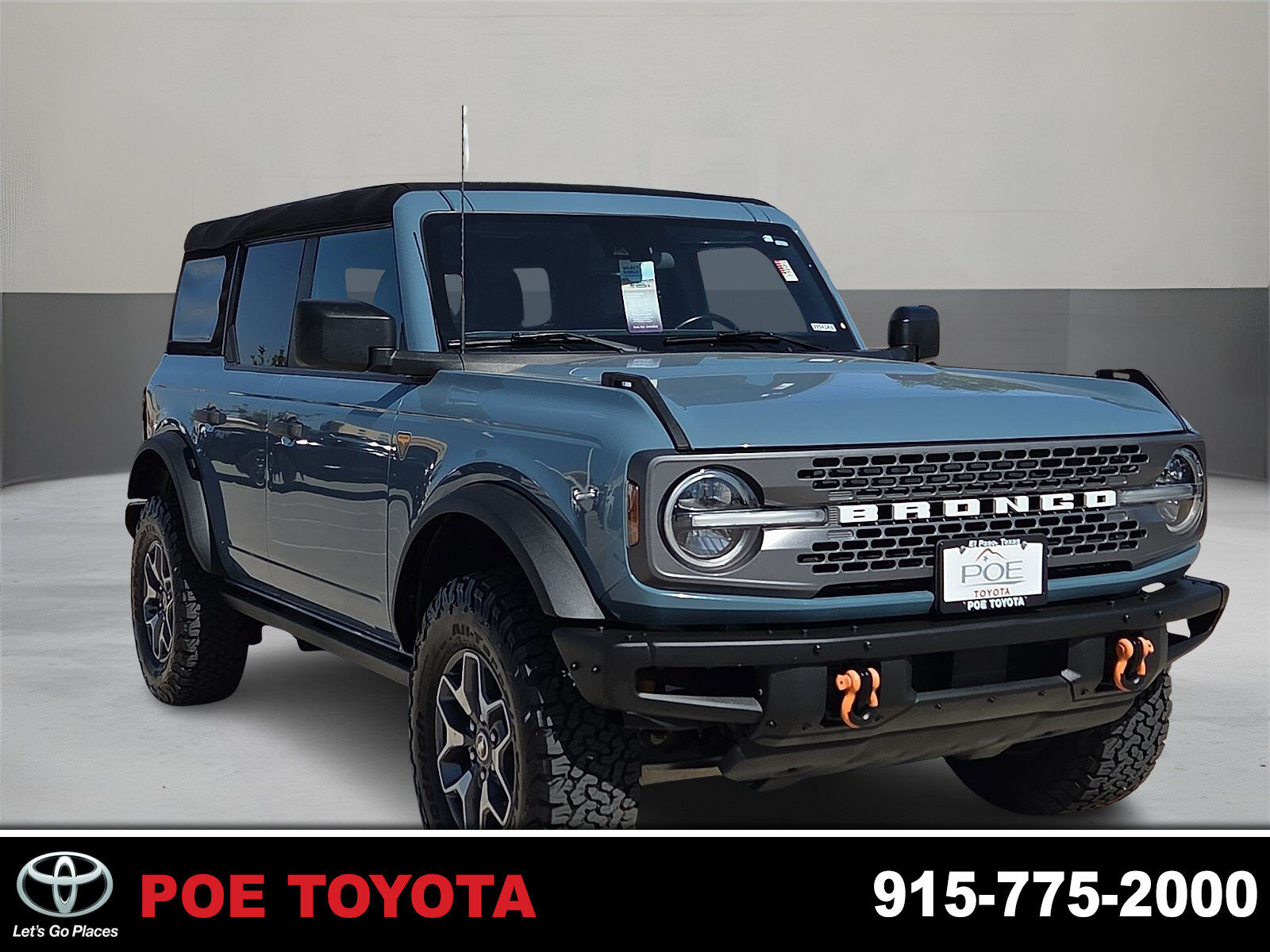 2023 FORD Bronco