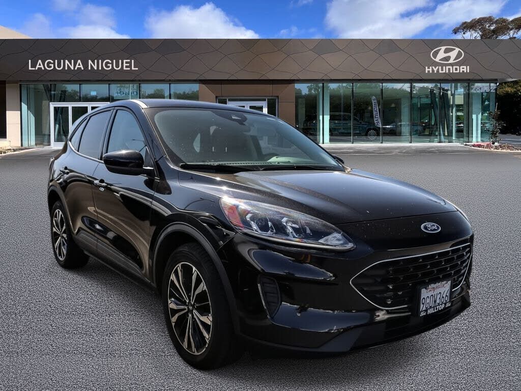 2022 FORD Escape