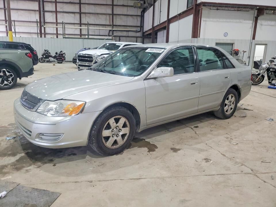 2001 TOYOTA Avalon