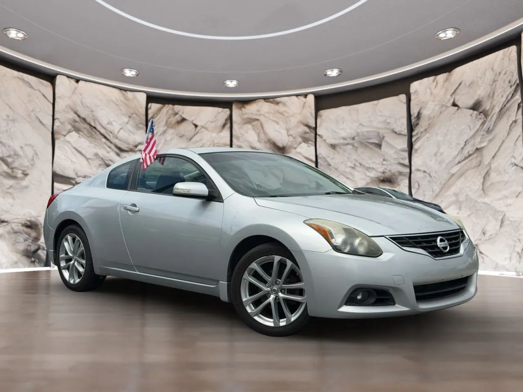 2012 NISSAN Altima