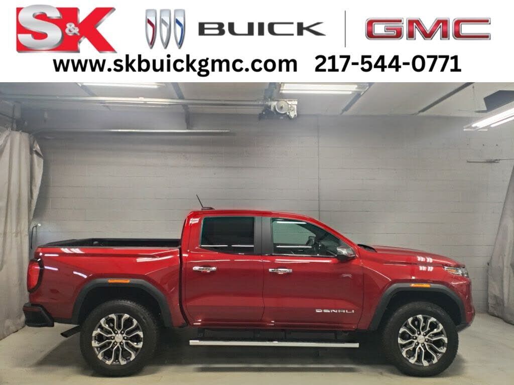 2025 GMC Canyon
