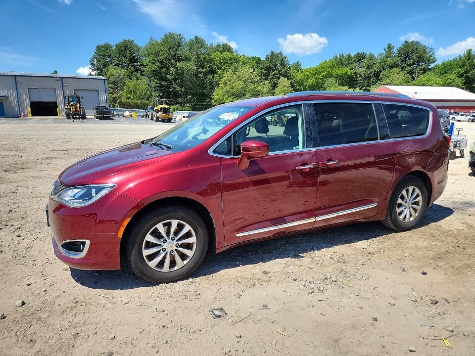 2018 CHRYSLER Pacifica