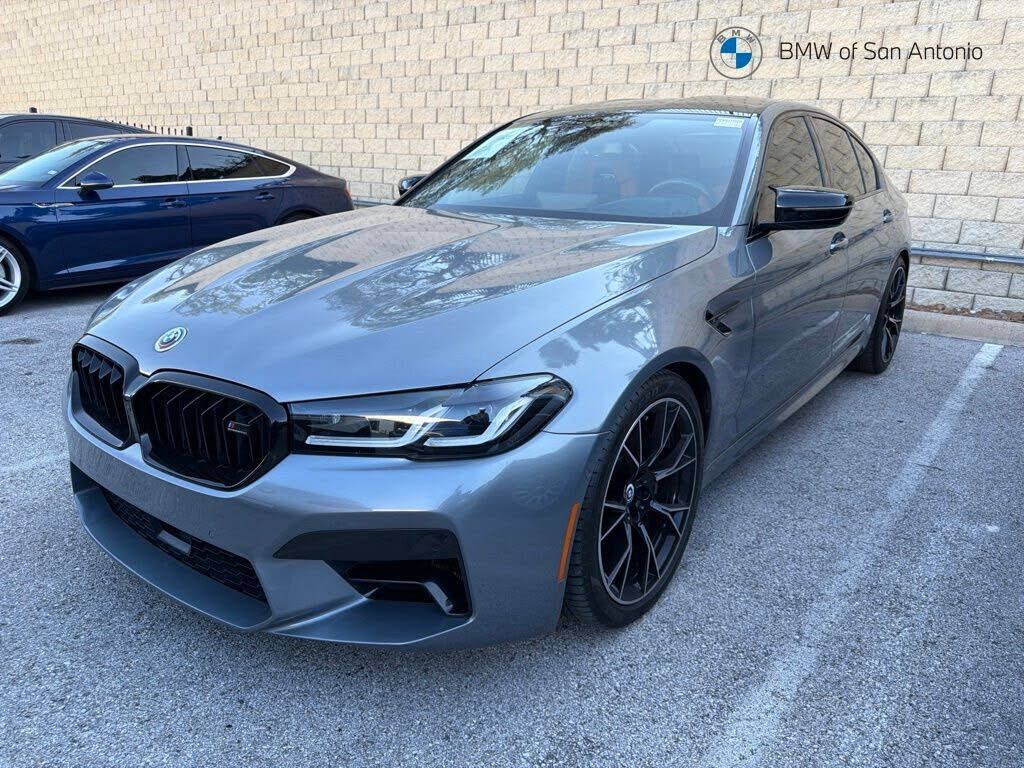 2023 BMW M5