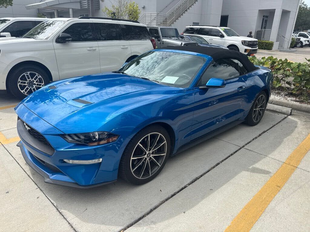 2019 FORD Mustang