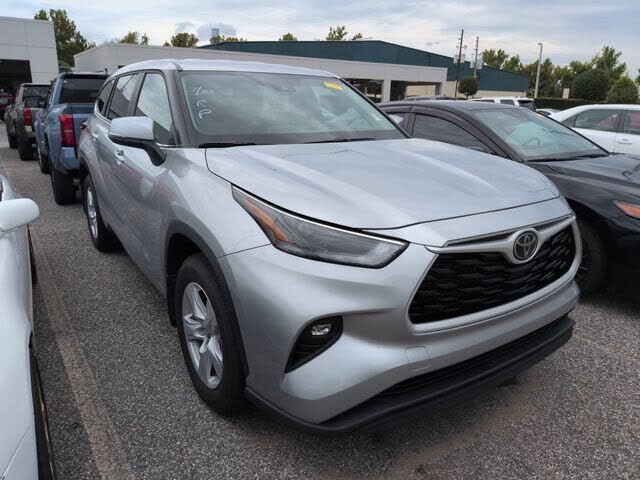 2025 TOYOTA Highlander