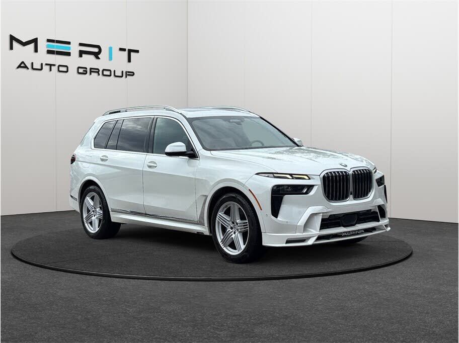 2023 BMW X7