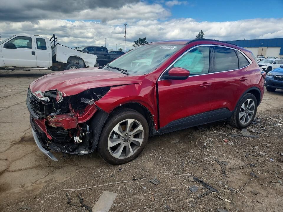 2024 FORD Escape