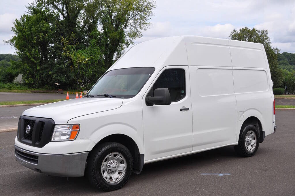 2013 NISSAN NV
