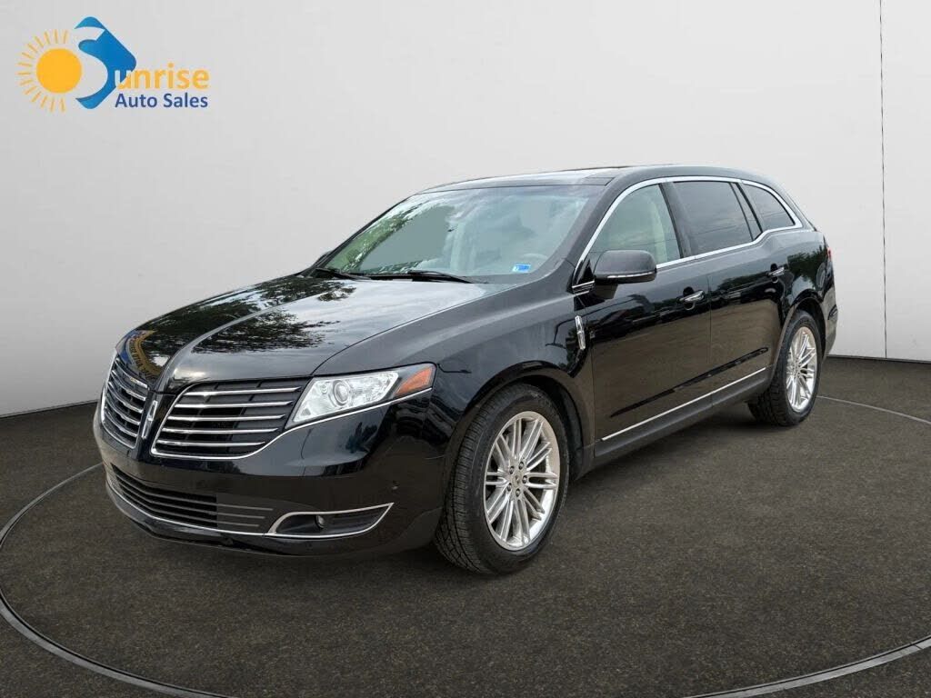 2019 LINCOLN MKT