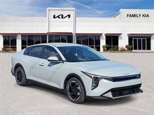 2025 KIA K4