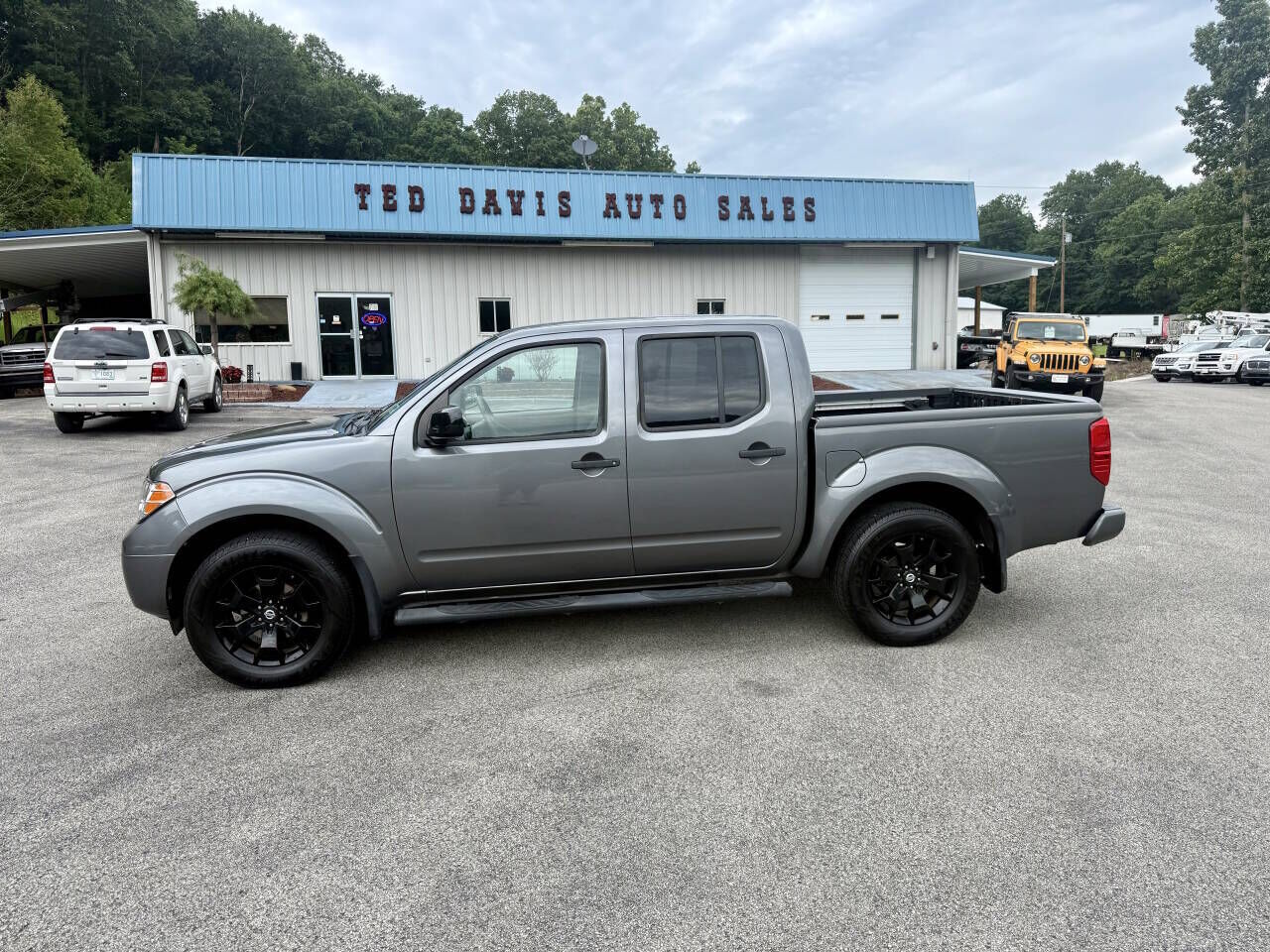 2019 NISSAN Frontier
