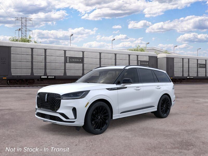 2026 LINCOLN Aviator