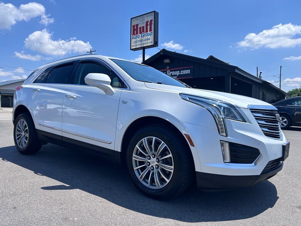 2017 CADILLAC XT5