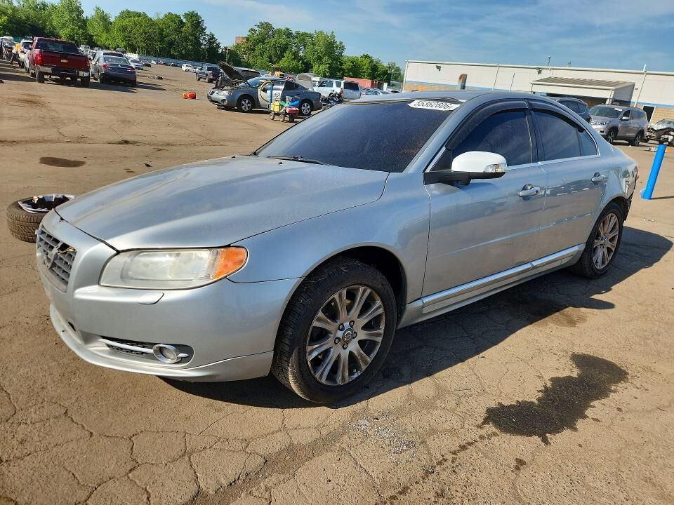 2011 VOLVO S80