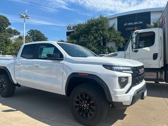 2026 GMC Canyon
