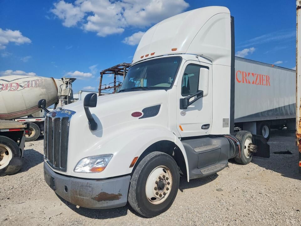 2019 PETERBILT 579