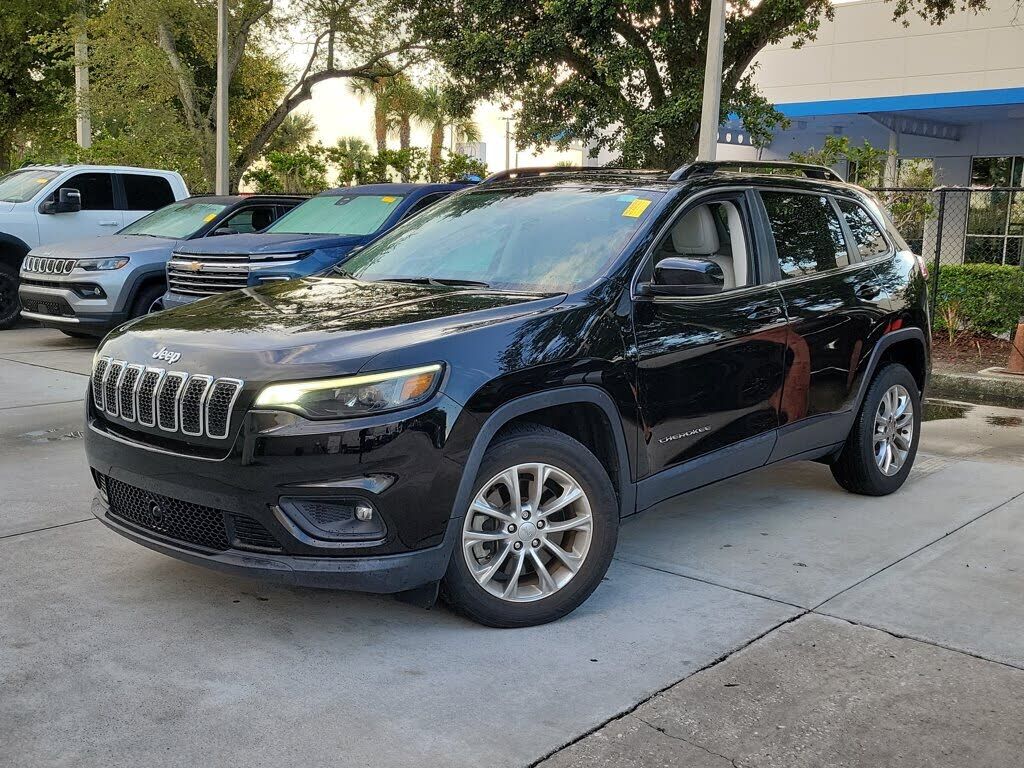 2022 JEEP Cherokee