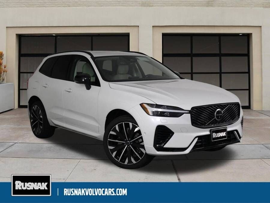 2026 VOLVO XC60
