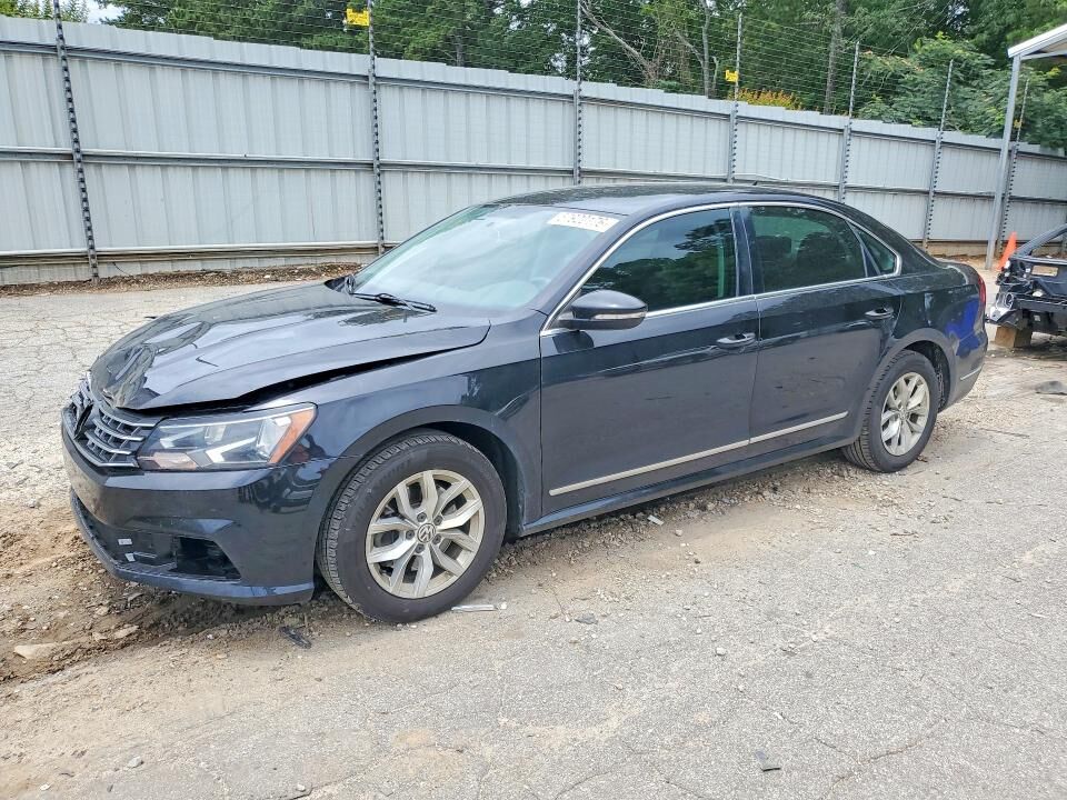 2017 VOLKSWAGEN Passat