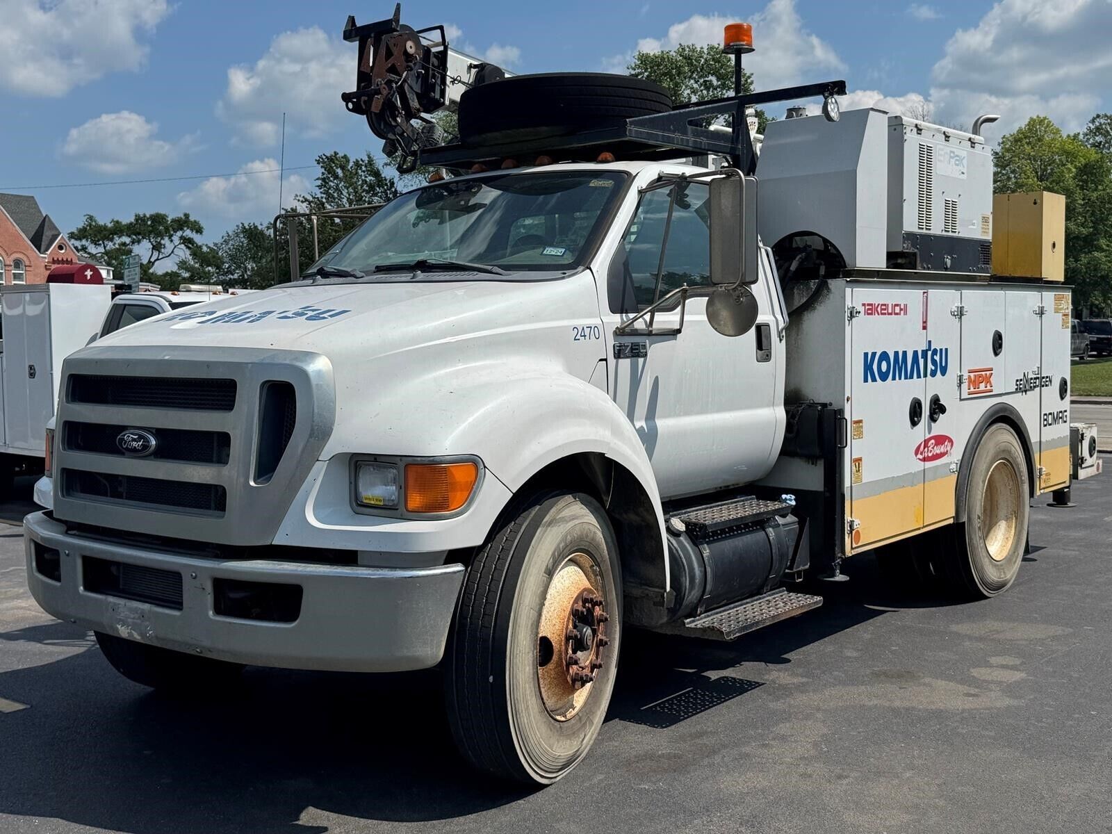 2013 FORD F-750