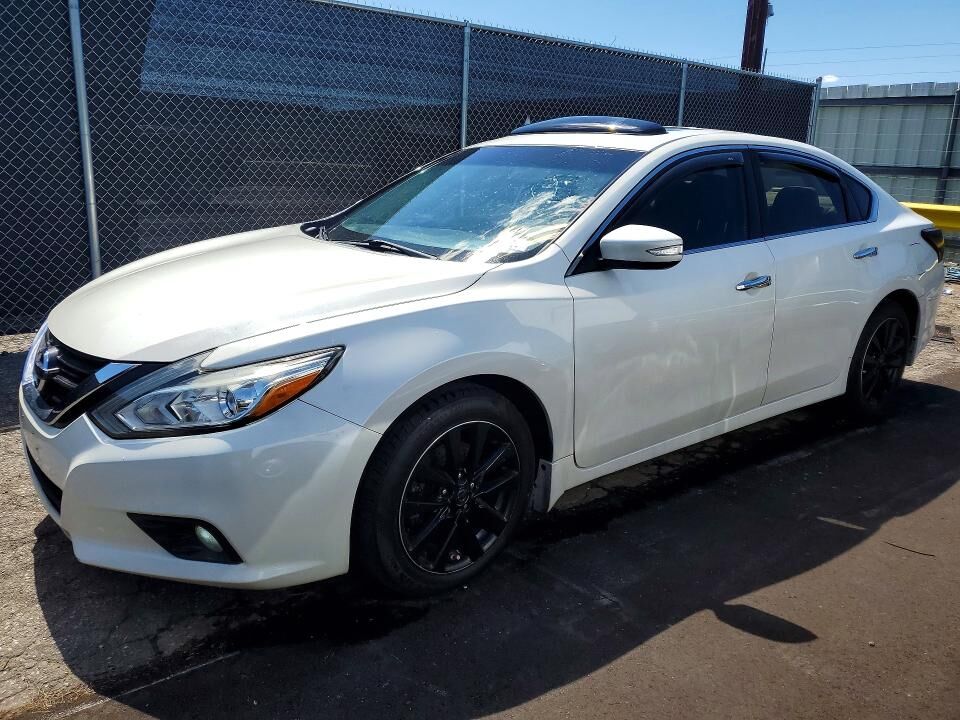 2017 NISSAN Altima