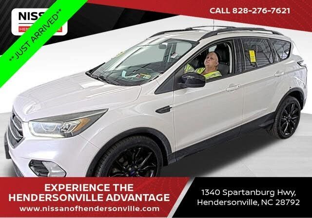 2017 FORD Escape