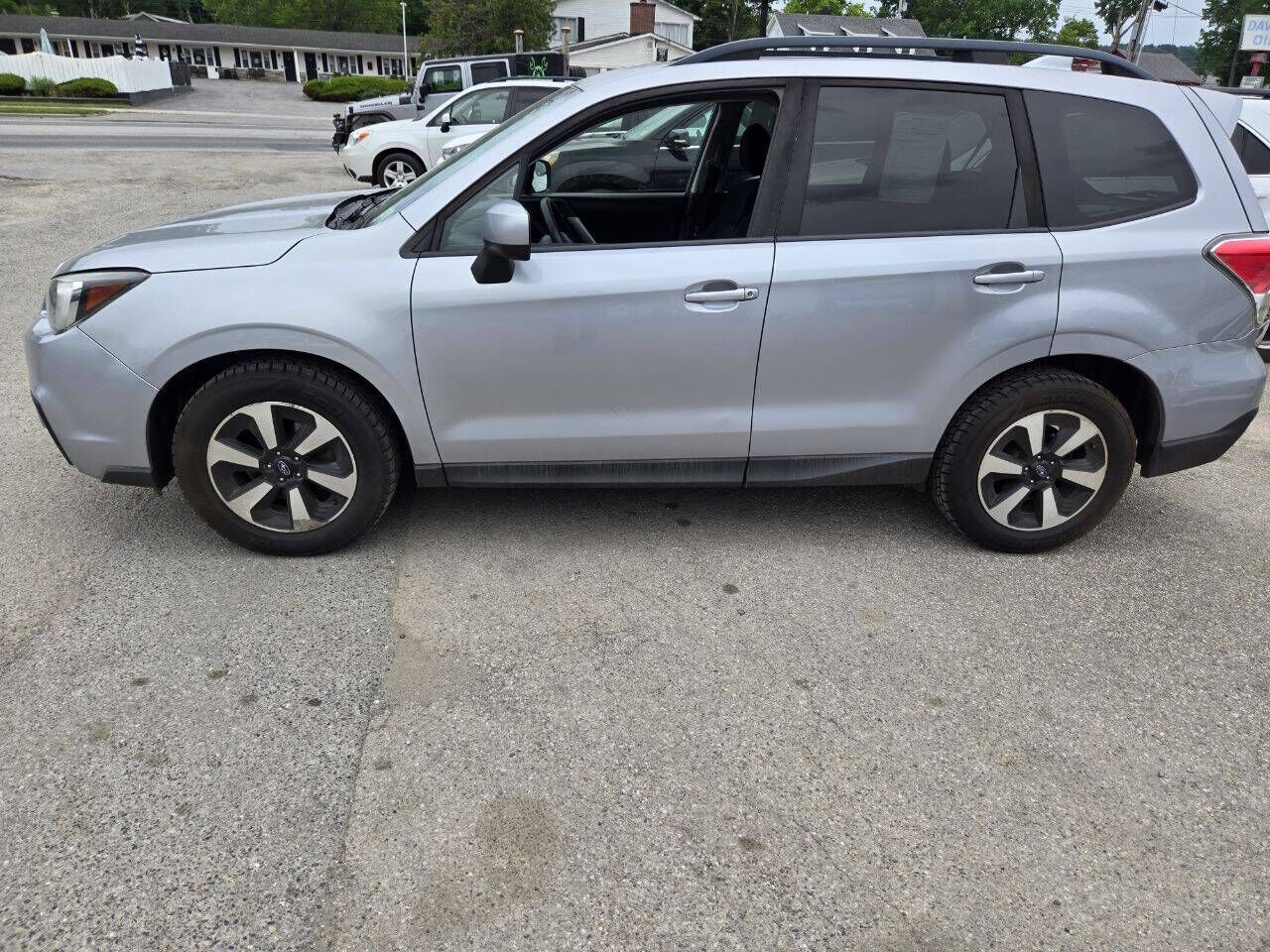 2017 SUBARU Forester