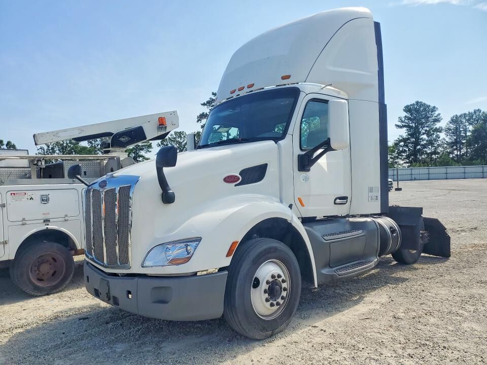 2019 PETERBILT 579