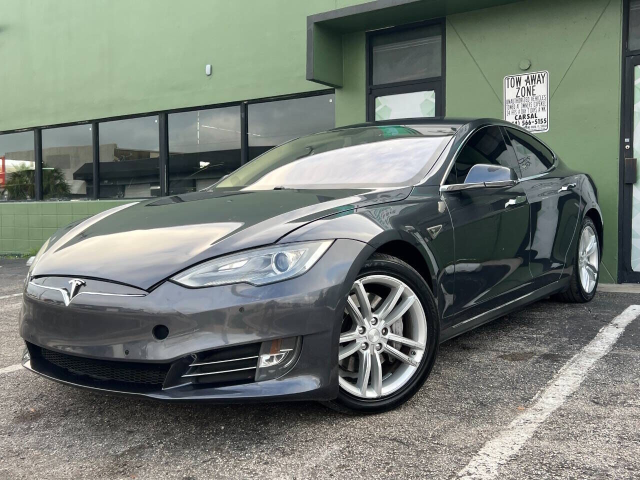 2014 TESLA Model S
