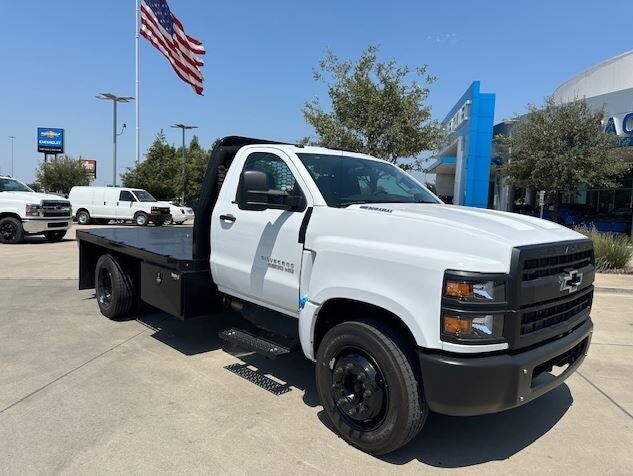 2024 GMC Silverado Medium Duty