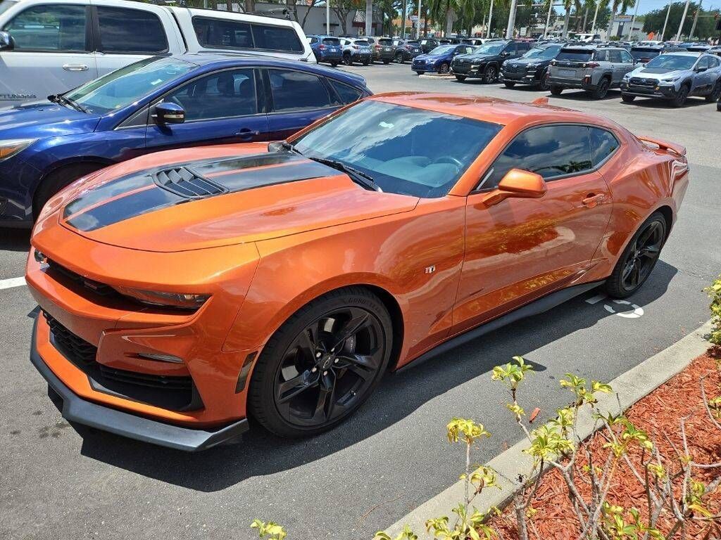 2022 CHEVROLET Camaro