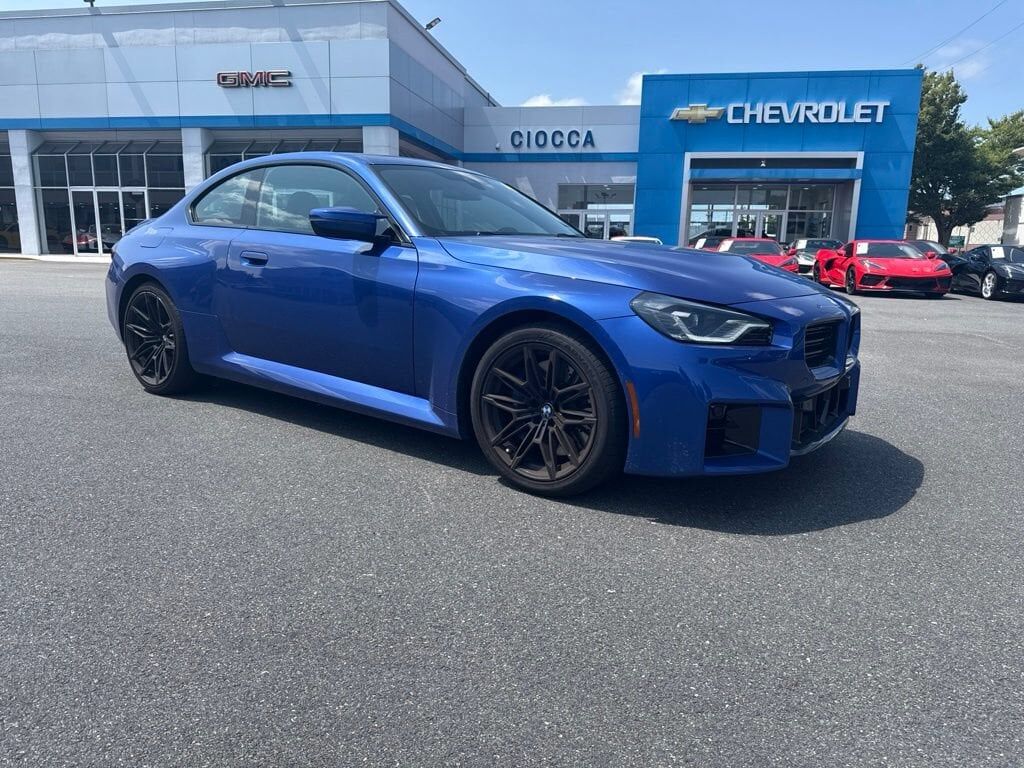 2025 BMW M2