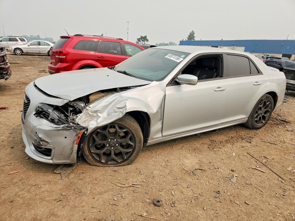 2019 CHRYSLER 300