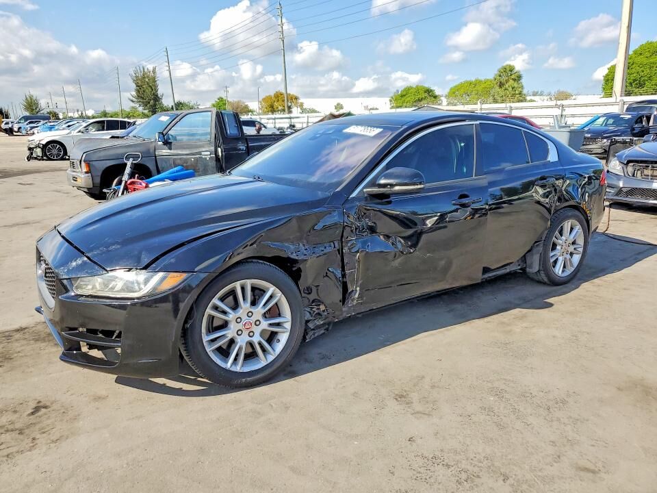 2017 JAGUAR XE