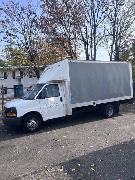 2003 GMC Savana