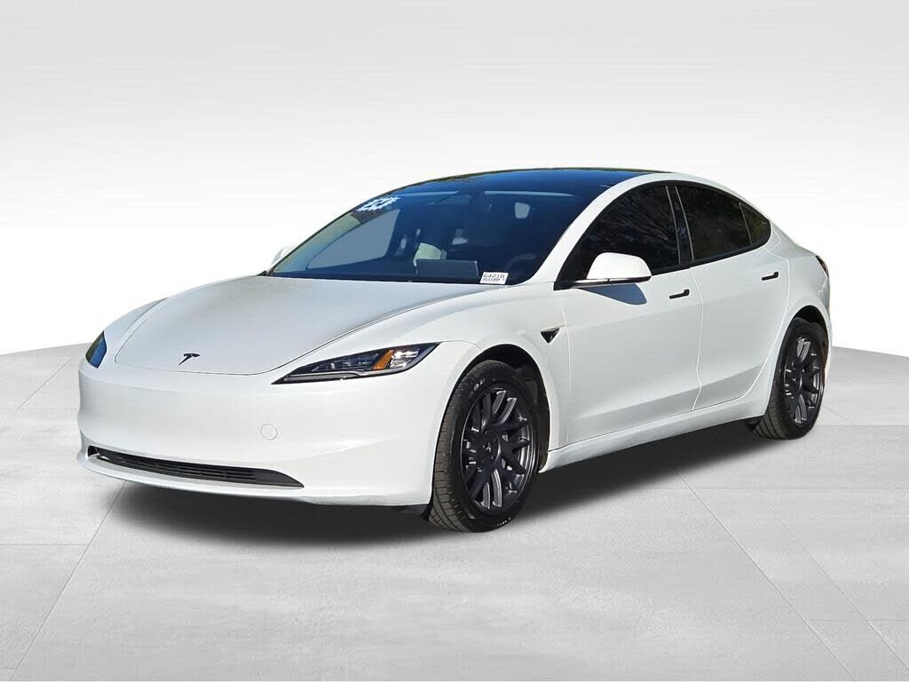 2024 TESLA Model 3