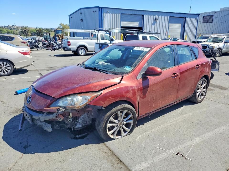 2010 MAZDA Mazda3