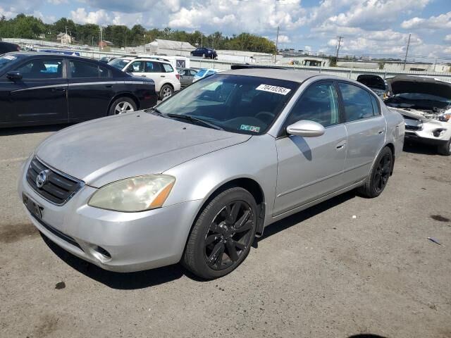 2004 NISSAN Altima