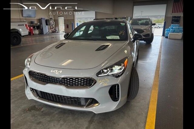 2023 KIA Stinger